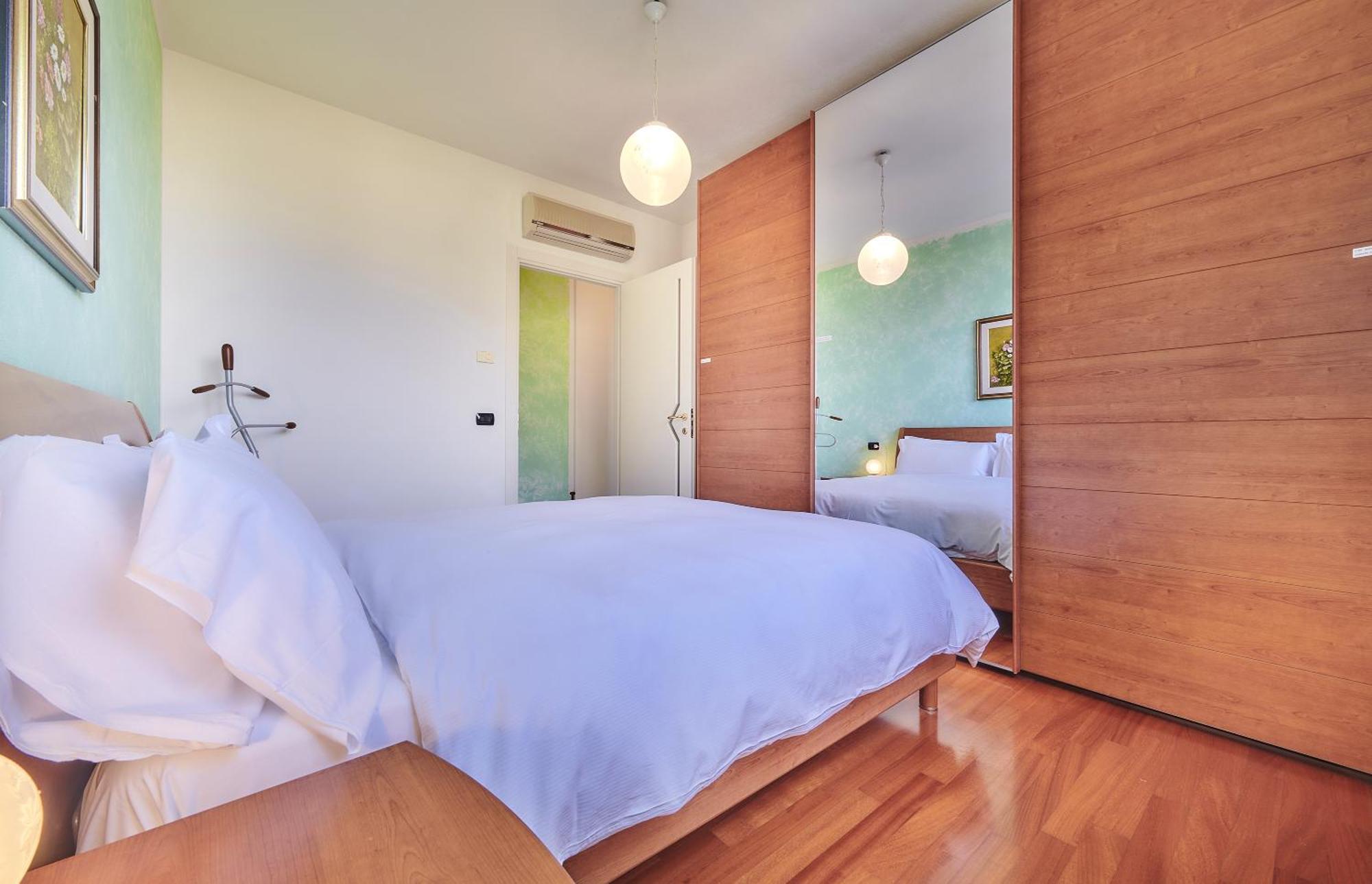 Balcony Lake View Apartment Lierna Esterno foto
