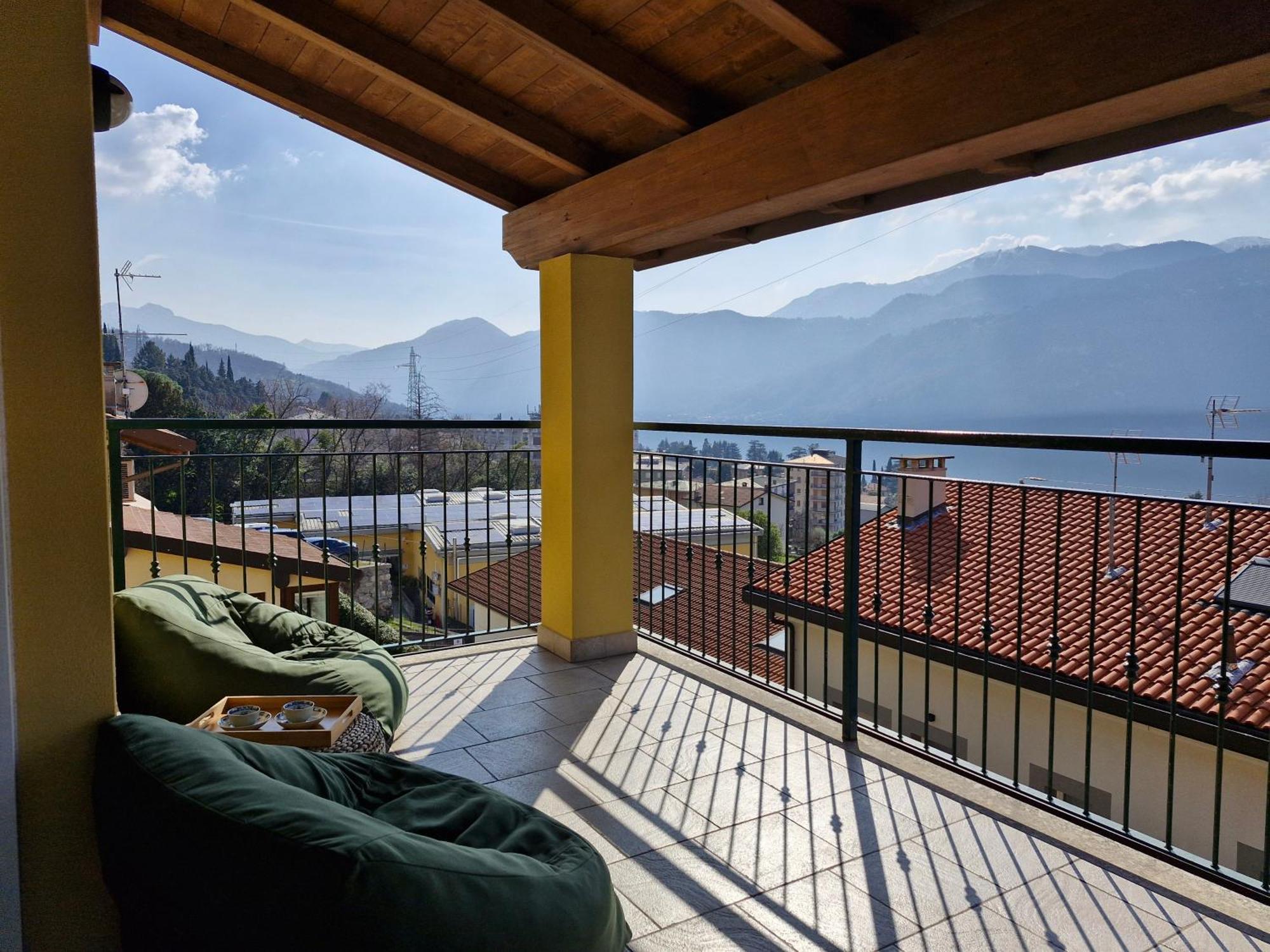 Balcony Lake View Apartment Lierna Esterno foto